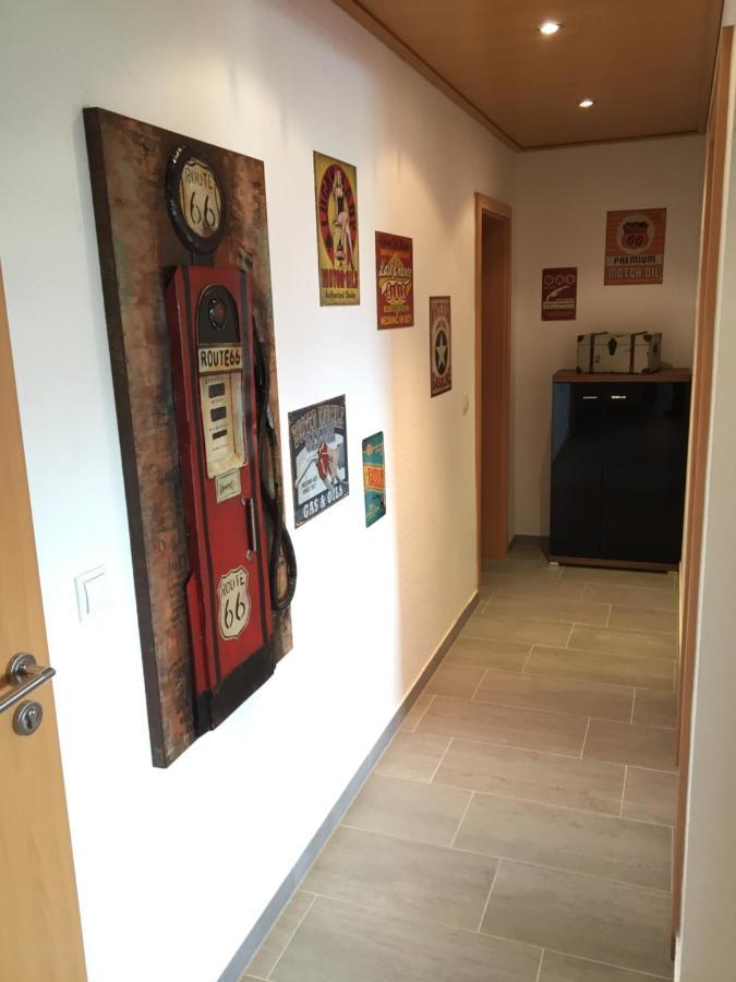 Alte Tankstelle Appartement Strassenhaus Buitenkant foto